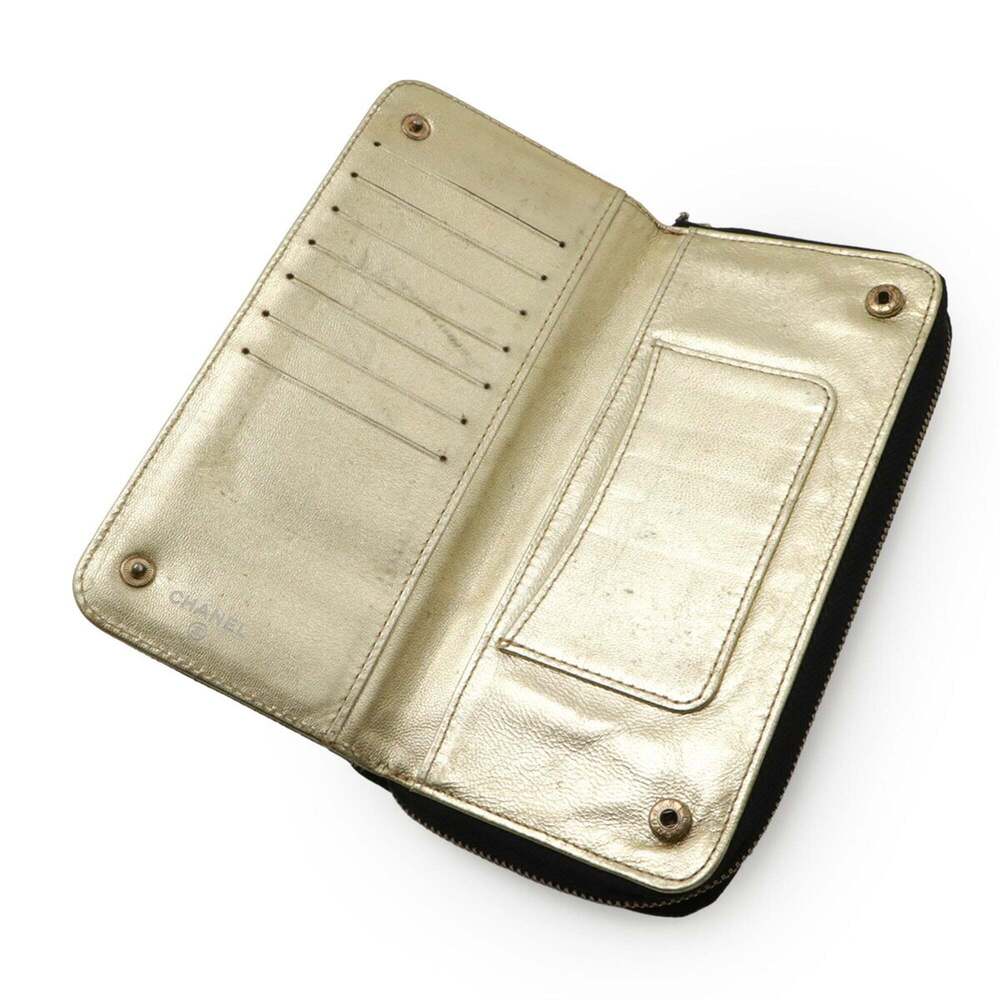 CHANEL Leather Logo Wallet - Picture 6 of 9